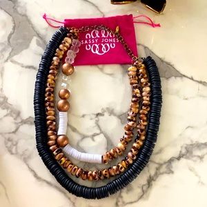 *VINTAGE* Sassy Jones Kamaria Necklace